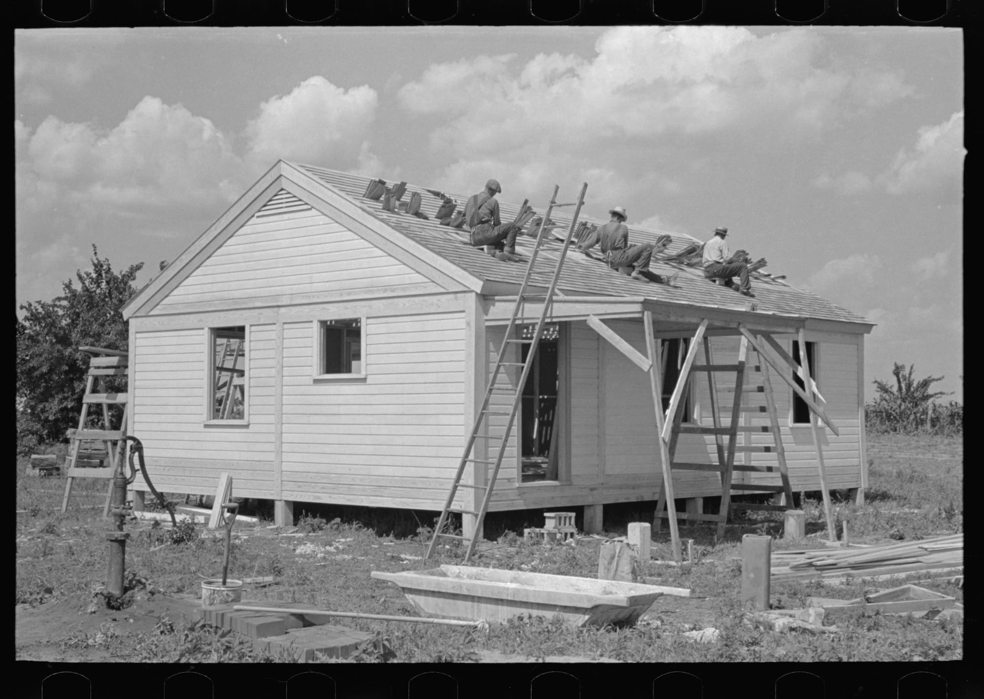 a black-and-white photo