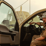 LANDMAN_205_EM_BTS_0425_00426.th.jpg
